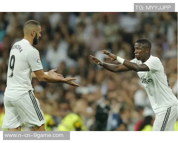 古利特直言佩德里拉拽维尼修斯应判红牌此举严重影响比赛公正性