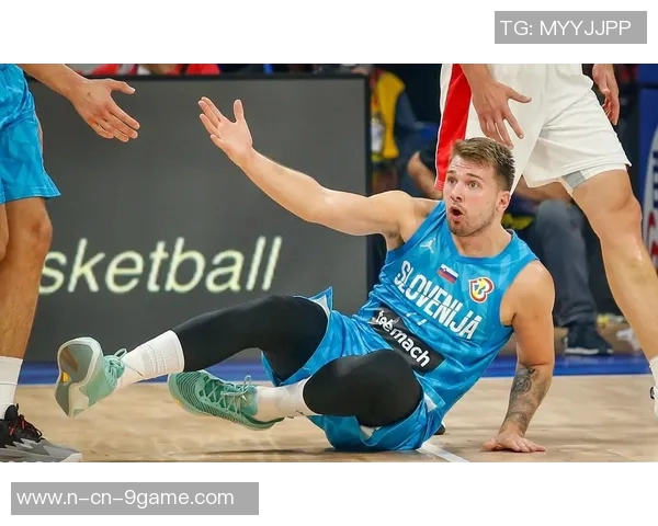 东契奇赞詹姆斯成就独一无二41岁背靠背轰准三双再创辉煌