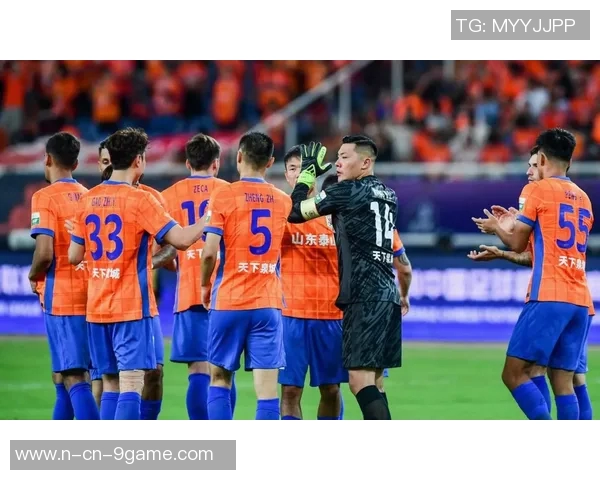 2025年中超俱乐部实力与历史底蕴对比分析泰山领跑申花紧随其后国安位居第三